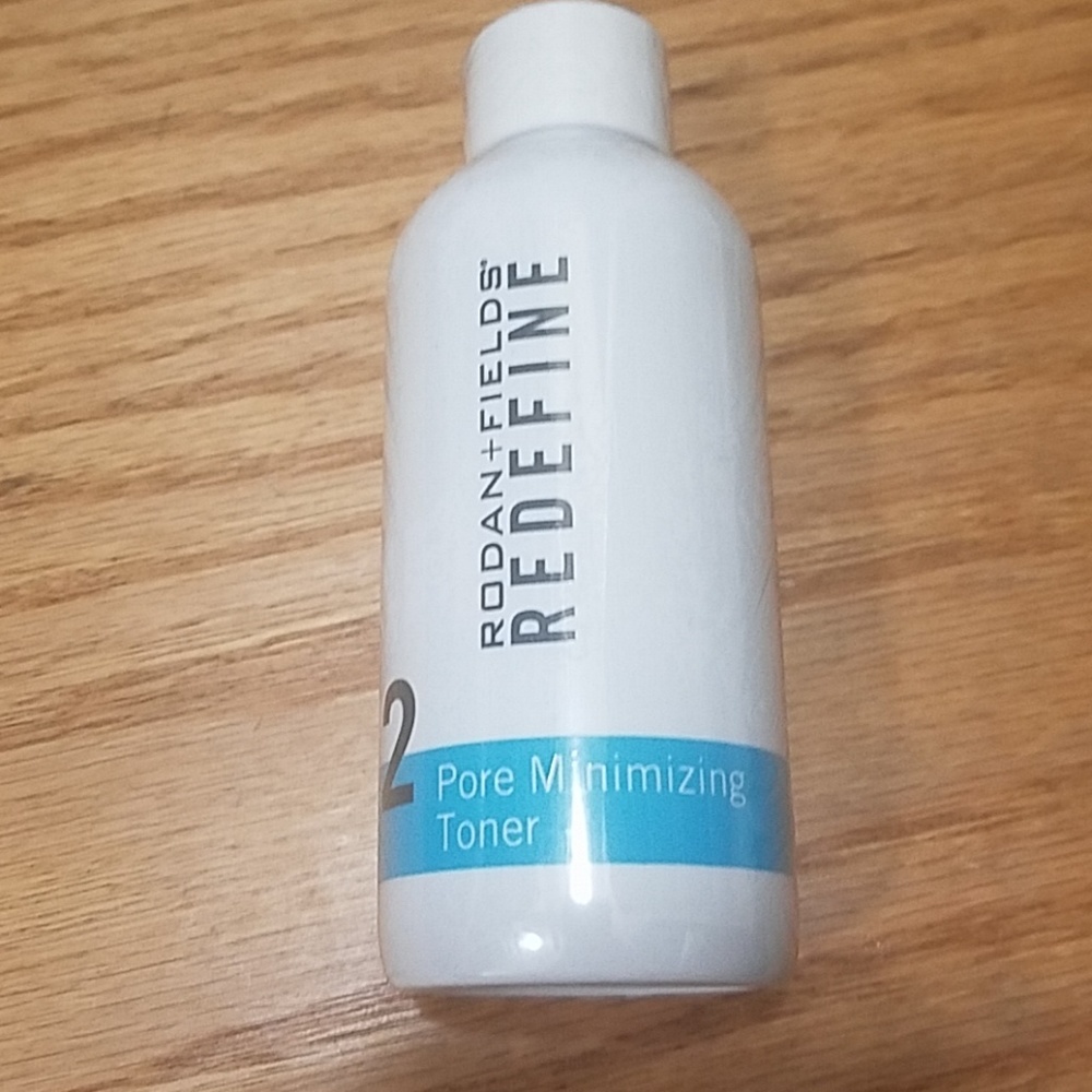 Rodan and fields redefine toner